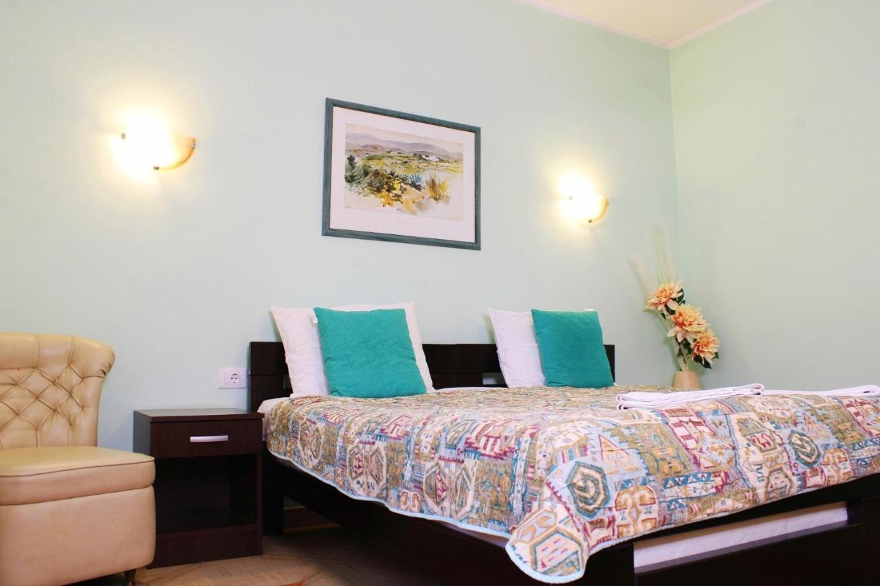 Apartments Paradisos Kragujevac Ngoại thất bức ảnh