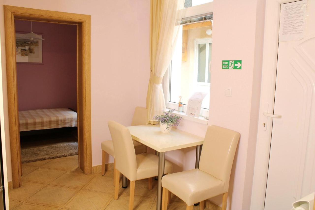 Apartments Paradisos Kragujevac Ngoại thất bức ảnh