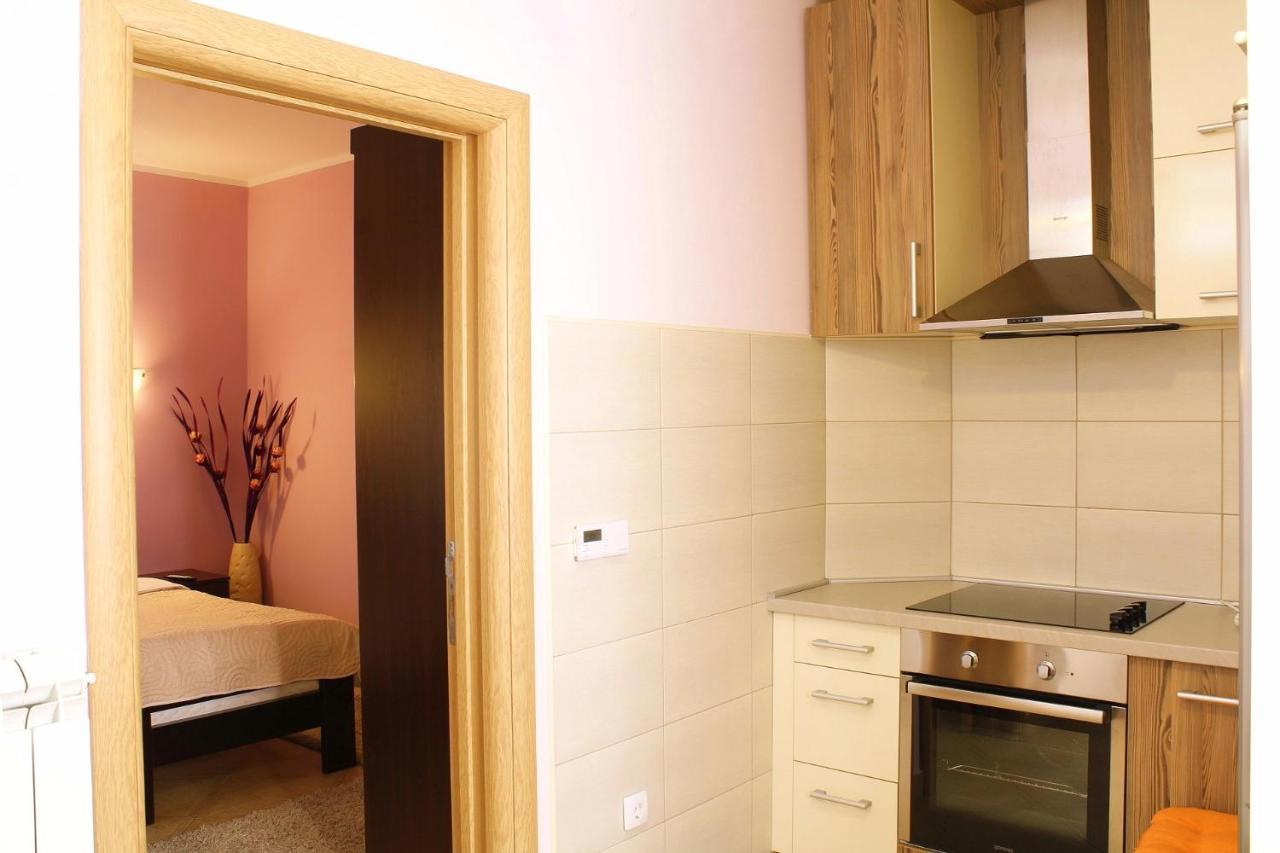 Apartments Paradisos Kragujevac Ngoại thất bức ảnh