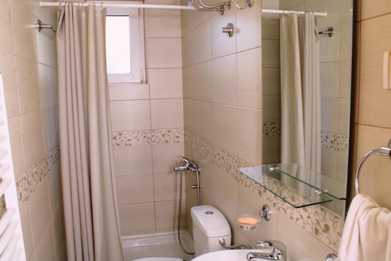Apartments Paradisos Kragujevac Ngoại thất bức ảnh